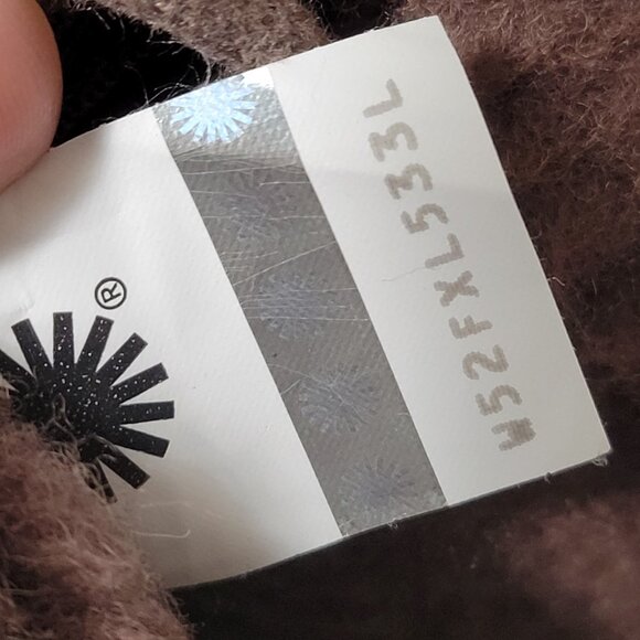 UGG Men's Neuland Waterproof Boot Wool Lined Leather Chukka - Picture 2 of 12